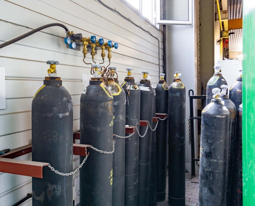 Side view of oxygen cylinders