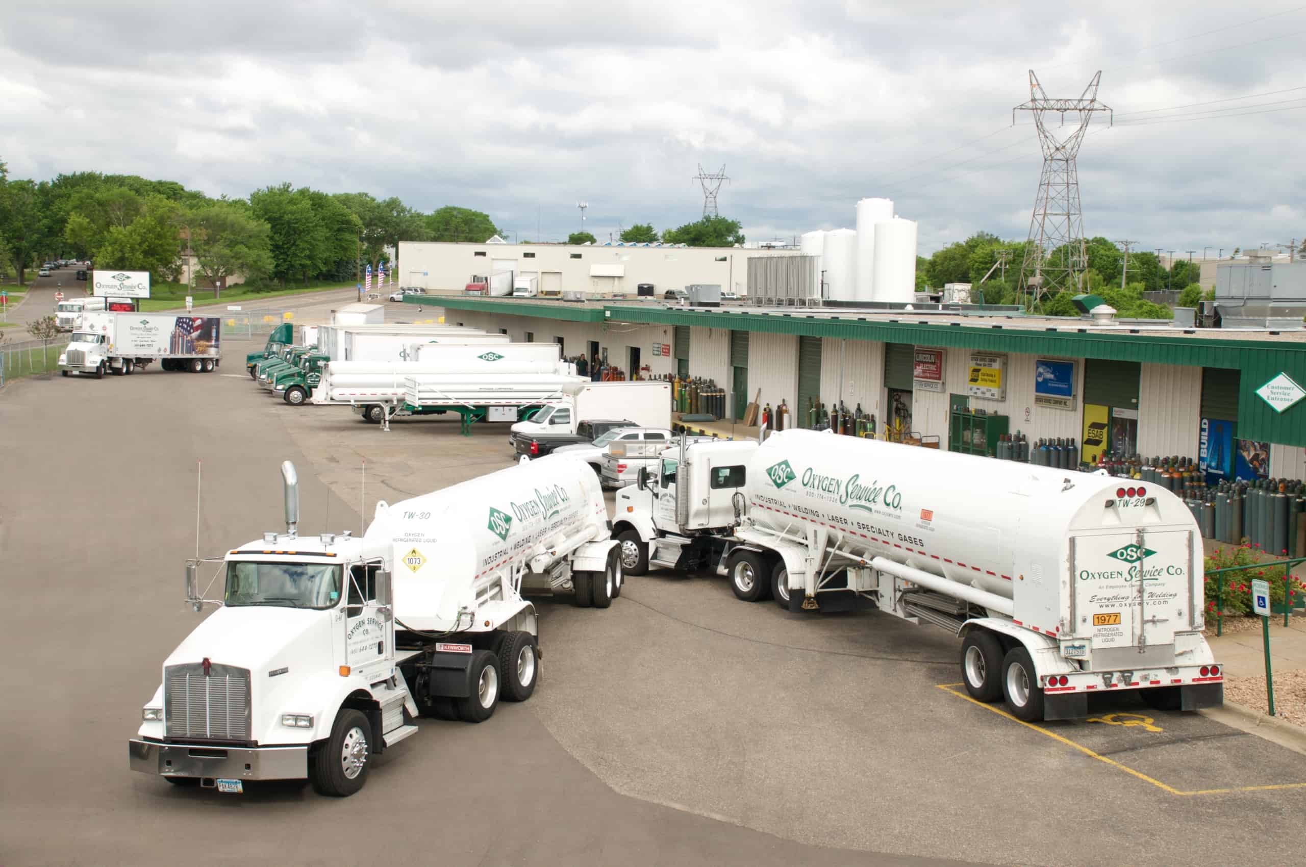 OSC nitrogen pumping unit trucks
