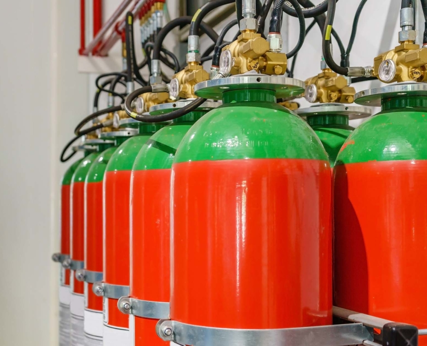 Hazard fire suppression system of a gas fire extinguishing